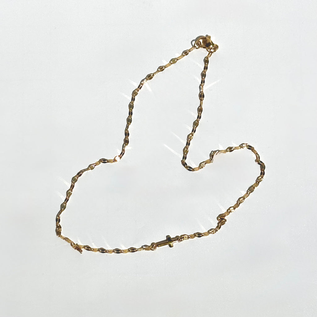 Sparkle Horizontal Cross Choker